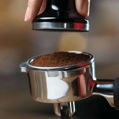 Breville BES870XL Cafetera Espresso. Tamper