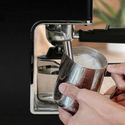 Koblenz CKM-650 EIN Cafetera Espresso. Espumado